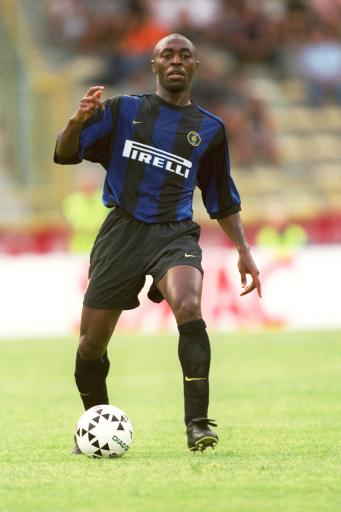 打破纪录背 打破纪录背