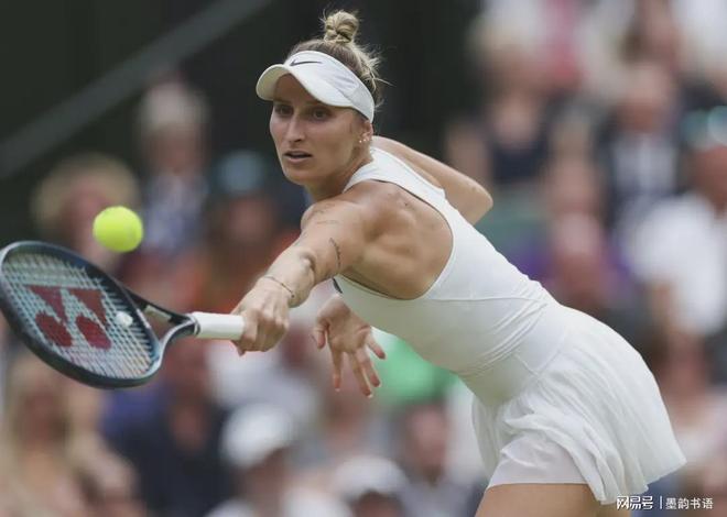 随着冰球运 随着冰球运