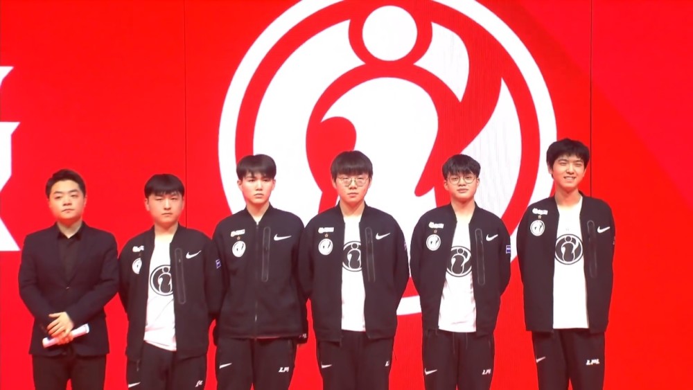 们重新审视 们重新审视